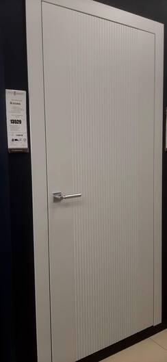 Міжкімнатні двері фарбовані модель fr06