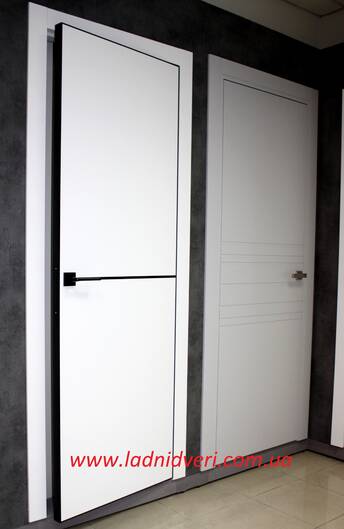 Міжкімнатні двері фарбовані модель a02