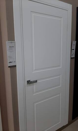 Міжкімнатні двері фарбовані модель р02